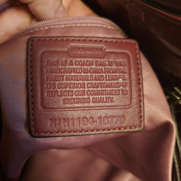 Coach patent leather tote - Picture 4 of 5